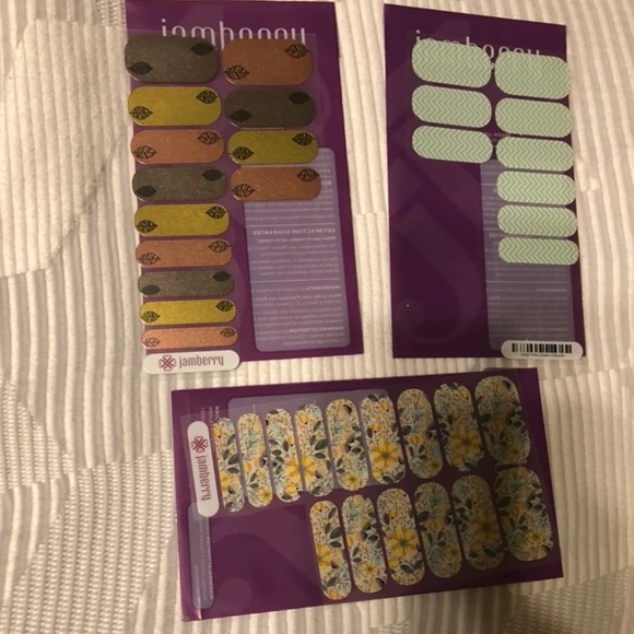 Jamberry Bundle- Heater & Nail Wraps - Picture 2 of 5